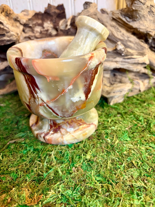 Green onyx mortar and pestle
