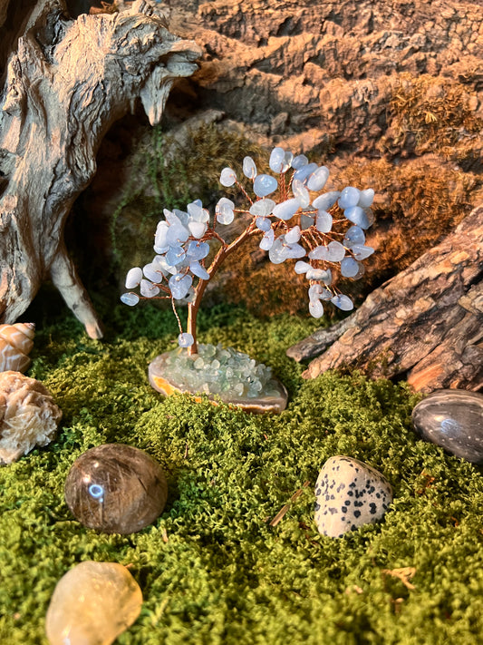 Crystal tree
